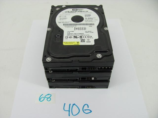 lot 68 image: Lot of 3 western digital 40G 3.5&qu...