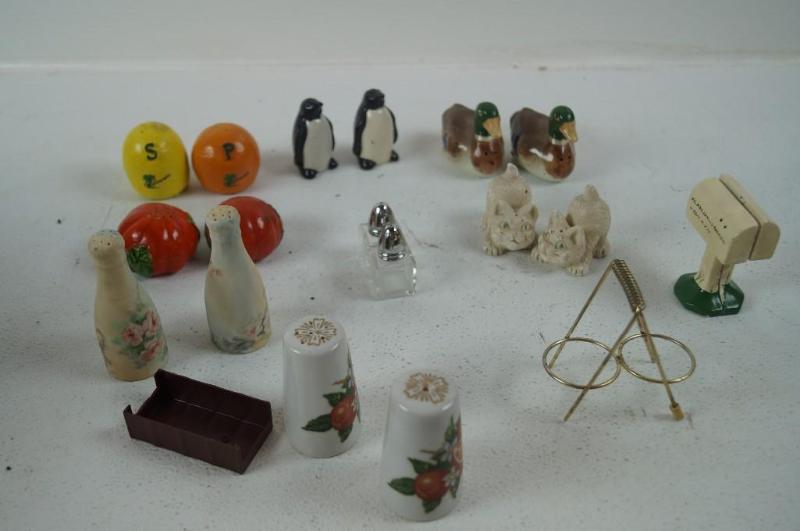Misc Salt and Pepper Shakers