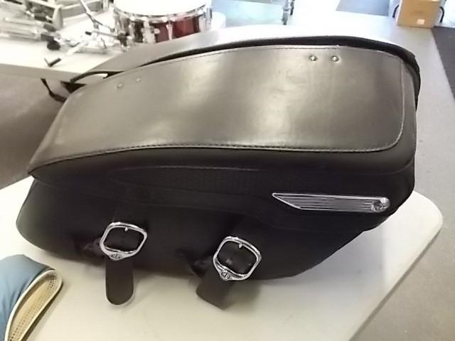 Pair Of Stock Harley Davidson Road ...