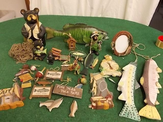lot 26 image: Box Lot of Cabin Decor Fishing Them...