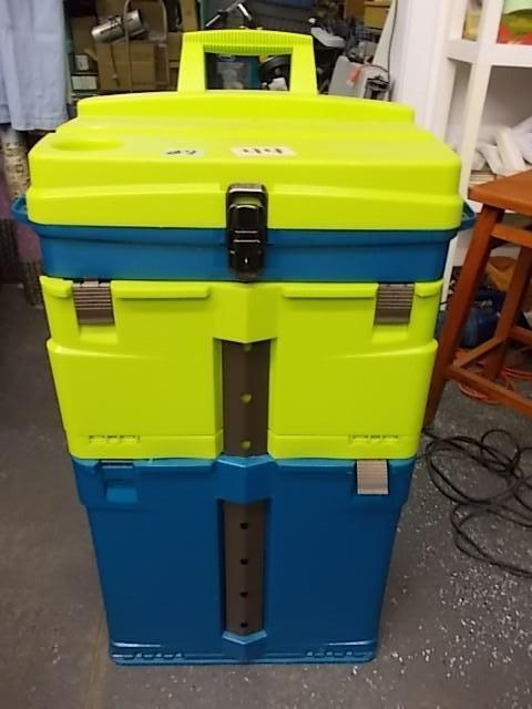 lot 44 image: Rolling Tool BoxCraft Cart...