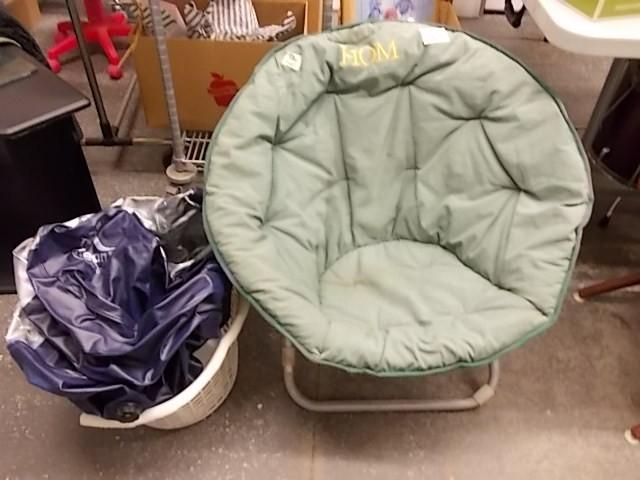 lot 45 image: HOM Folding Papasan&nbspChair and ...