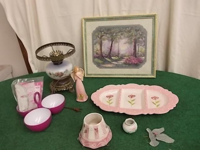 lot 47 image: Floral Print, Hurricane Lamp, Assor...