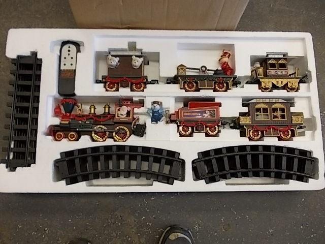 lot 81 image: Remote Control Christmas Train (QVC...