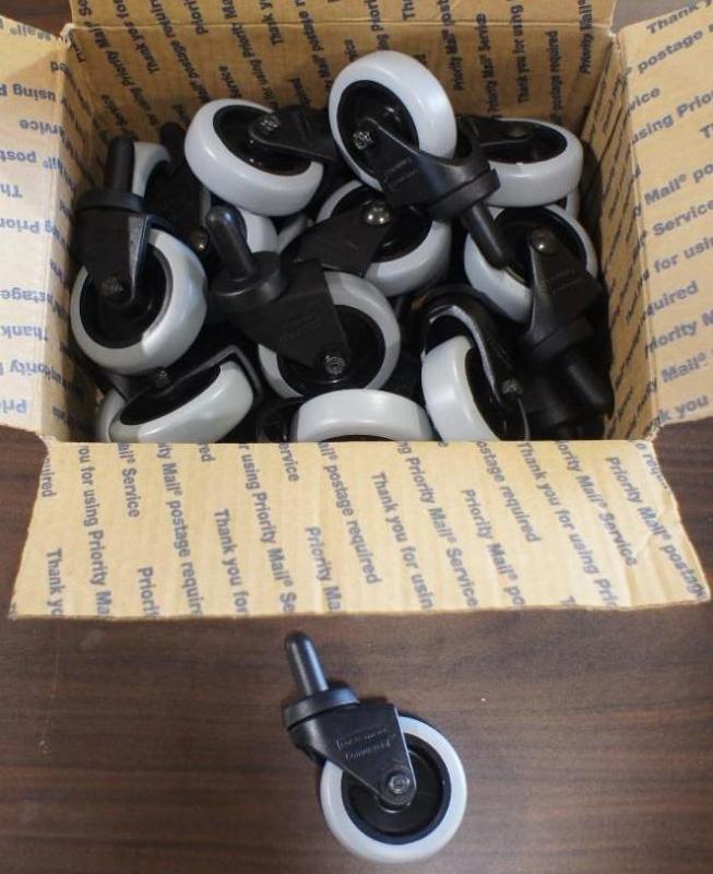 Lot of (20) Rubbermaid 5&quot Diam...