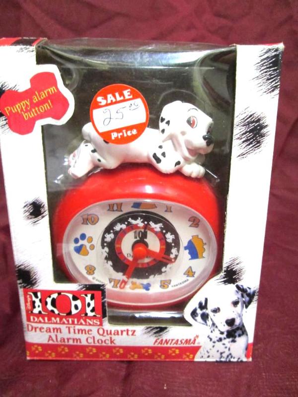 lot 111 image: 101 Dalmations quartz alarm clock w...