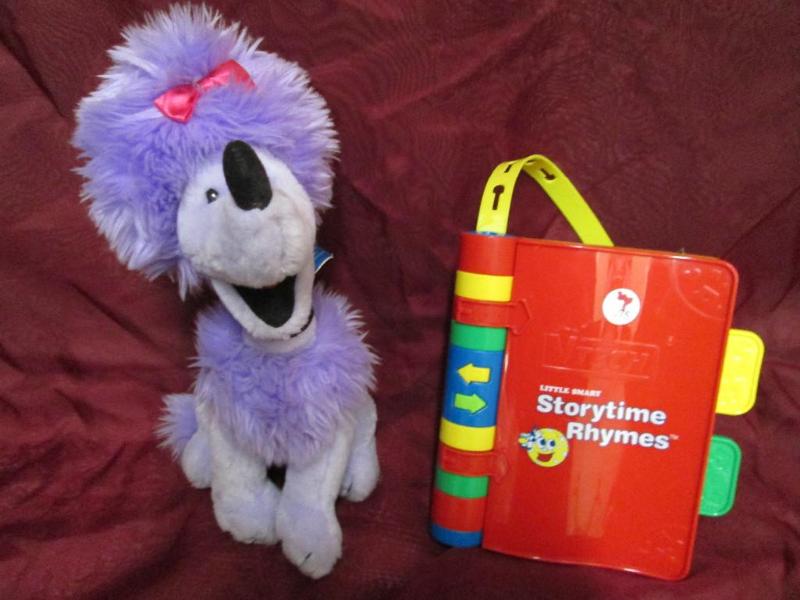 lot 121 image: Pair of young children toys....
