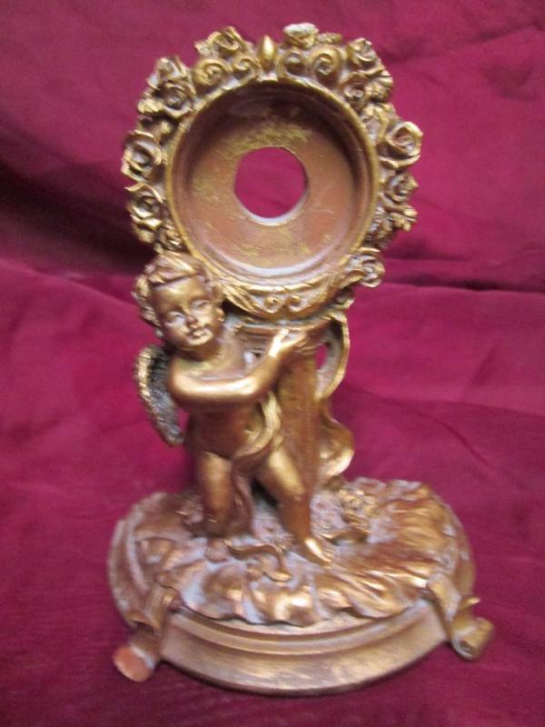 lot 146 image: Vintage gold tone angel with 2 pict...