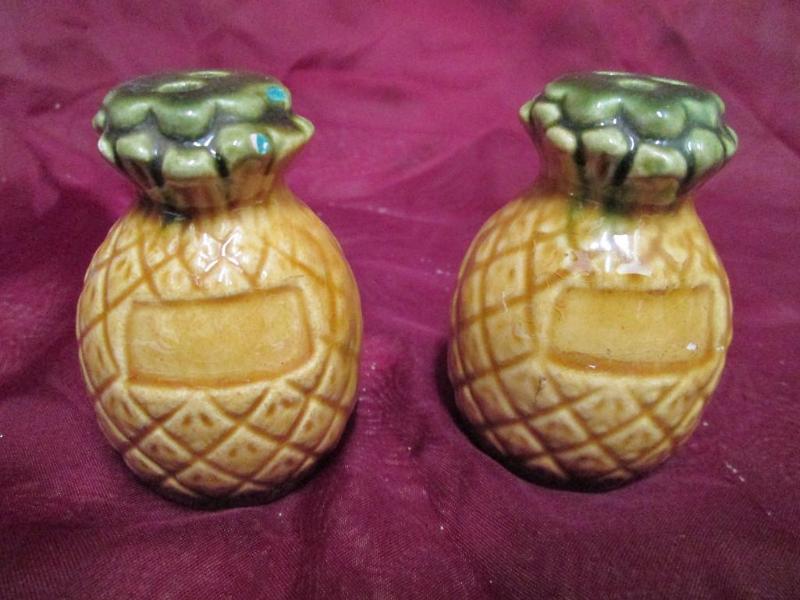 lot 51 image: Pair of pineapple shaped salt and p...