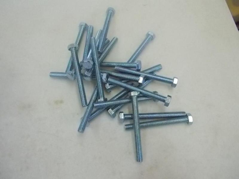 1 box containing 450 pieces of zinc...
