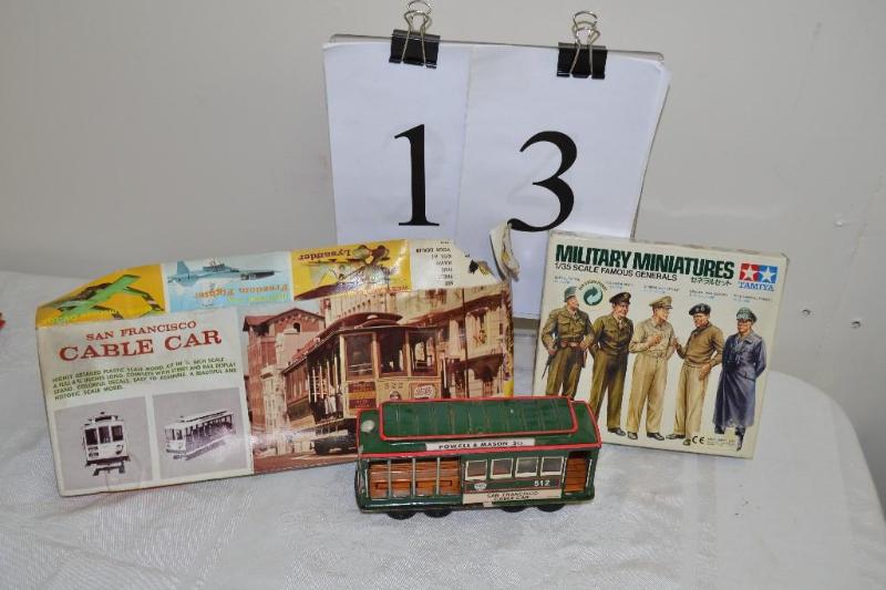 lot 13 image: Vintage Toys