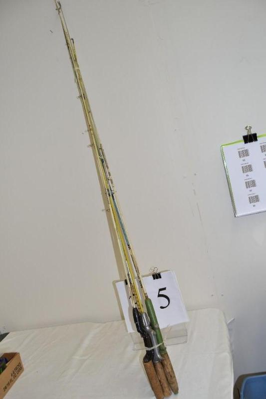 lot 35 image: Fishing Poles