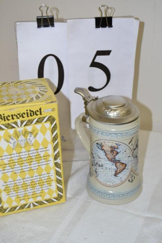 lot 5 image: Beer Stein