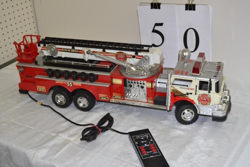 lot 50 image: Fire Truck
