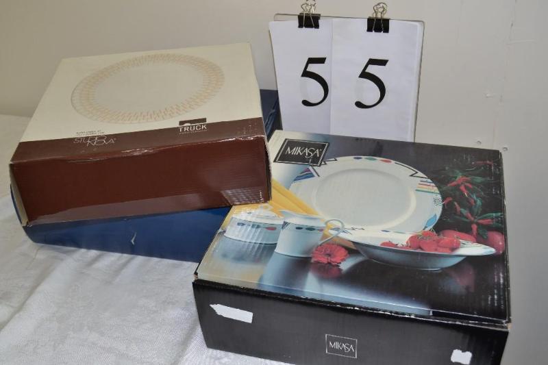 lot 55 image: Mikasa & Studio Nova