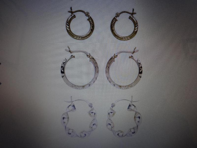 10 PAIR GOLDTONE HOOP EARRINGS SET....
