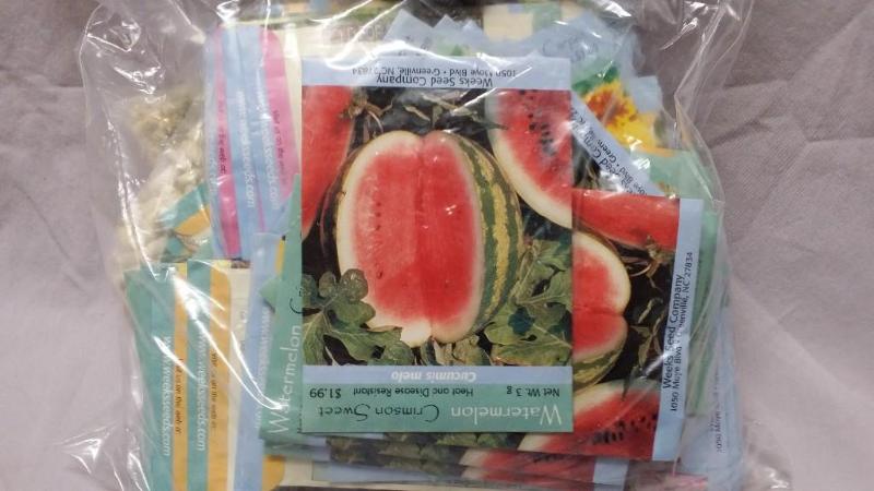 50 packs of assorted seeds includi...