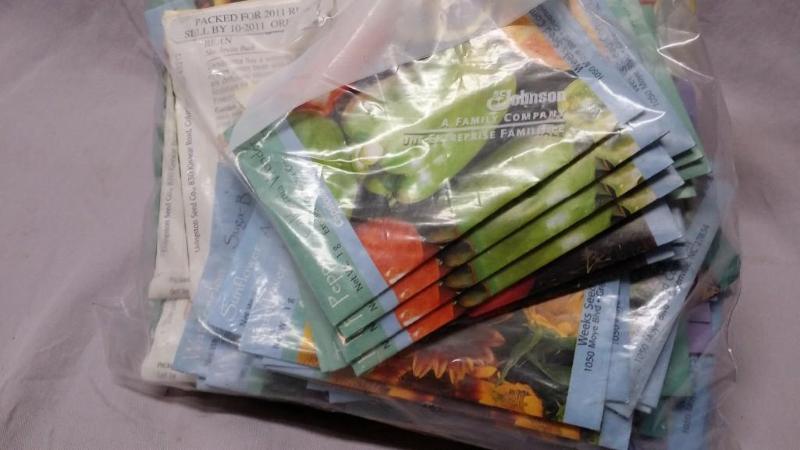 50 packs of assorted seeds includi...
