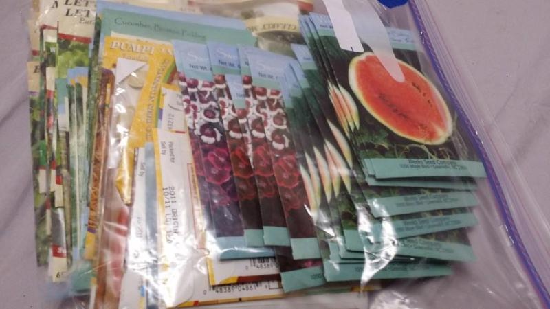 50 packs of assorted seeds includi...
