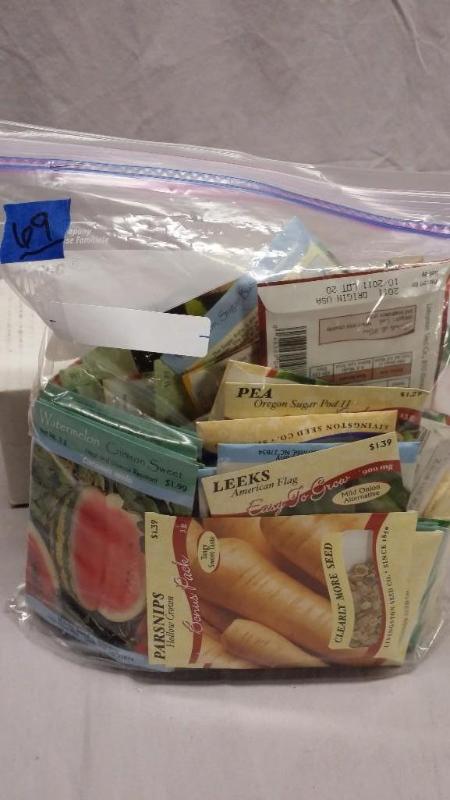 50 packs of assorted seeds includi...