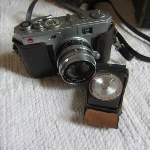 lot 117 image: Petri Camera