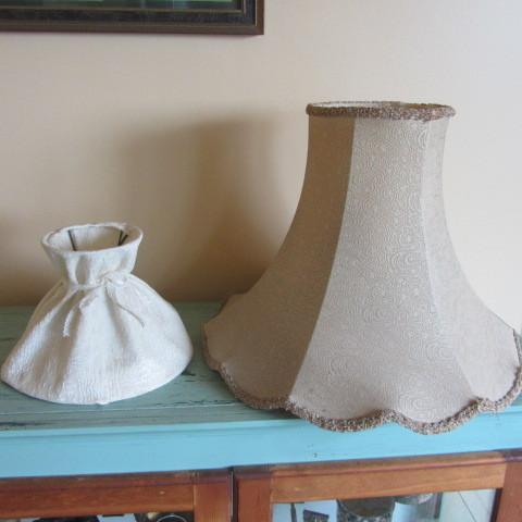 lot 122 image: Vintage Lamp Shades