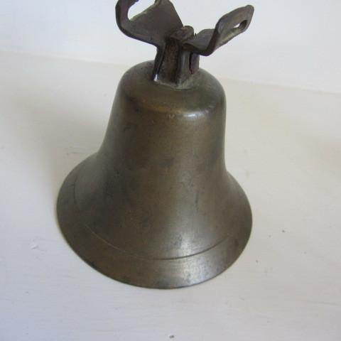 lot 151 image: Brass Bell