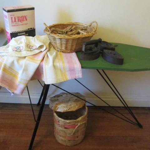 lot 161 image: Laundry Center