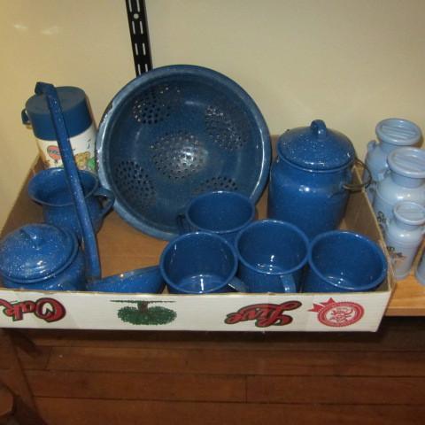 lot 165 image: Blue Enamel