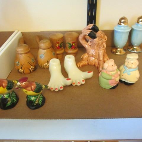 lot 170 image: Salt and Pepper Shakers