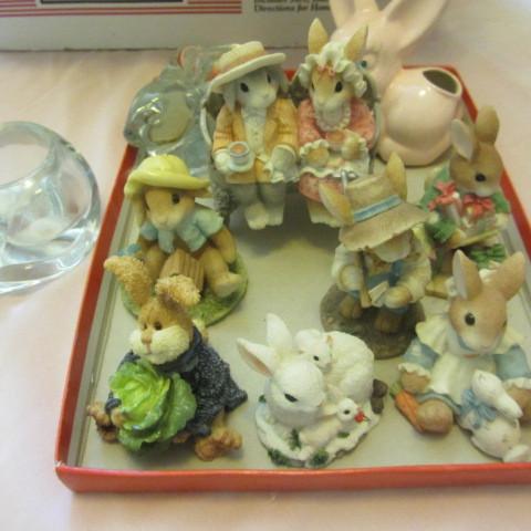lot 174 image: Bunnies