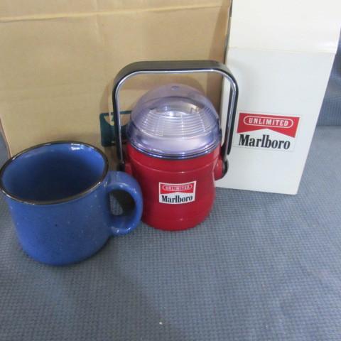 lot 197 image: Marlboro Items