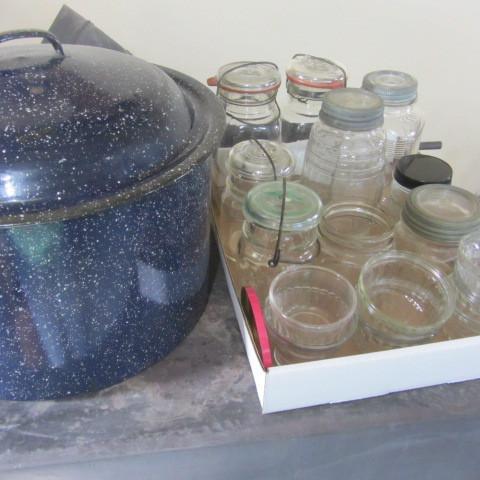 lot 215 image: Canning Jars, Canner