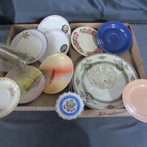 lot 218 image: Fancy China Plates
