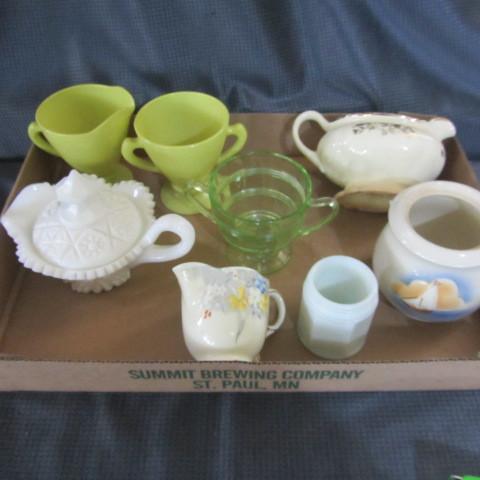 lot 238 image: Cream and Sugars