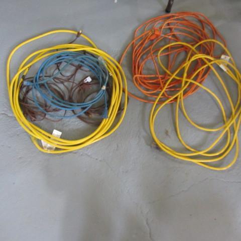 lot 244 image: Electric Power cords