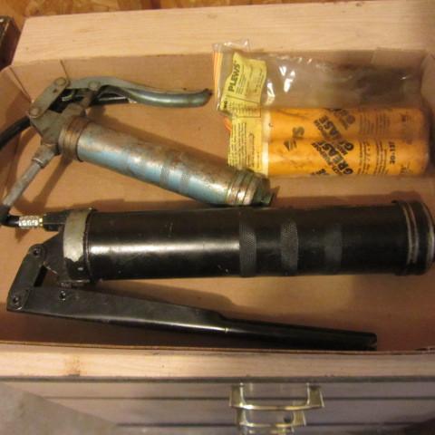 lot 25 image: Grease and Guns