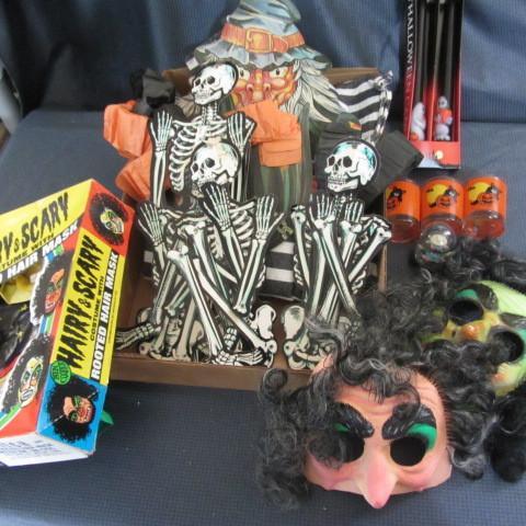 lot 265 image: Halloween