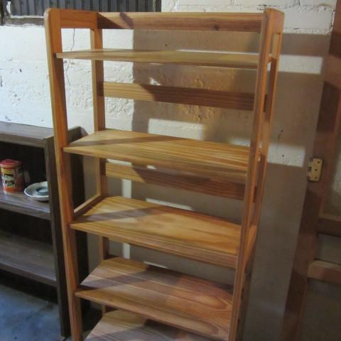 lot 304 image: Wood Shelf