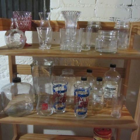 lot 305 image: Bottles and Jars