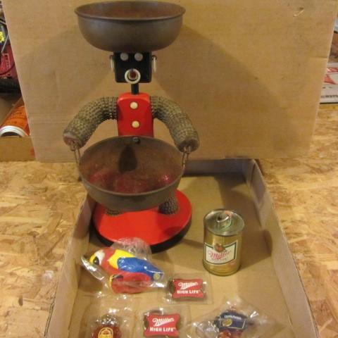 lot 42 image: Bottle Cap Man