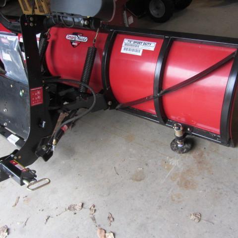 lot 5 image: Boss Snow Plow