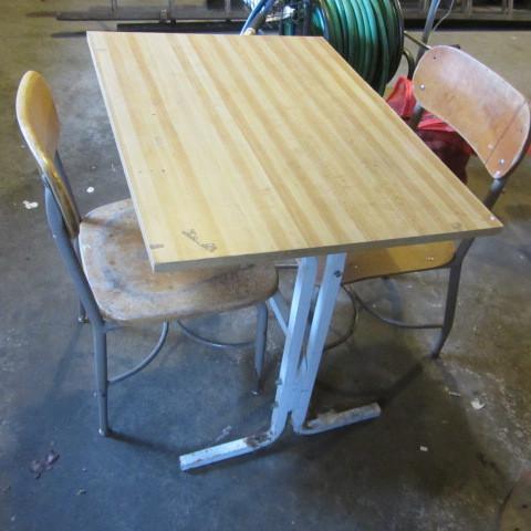 lot 73 image: Chairs, Drafting Table