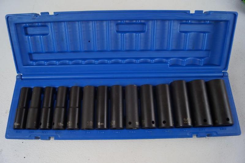 Grey Pneumatic Socket Set