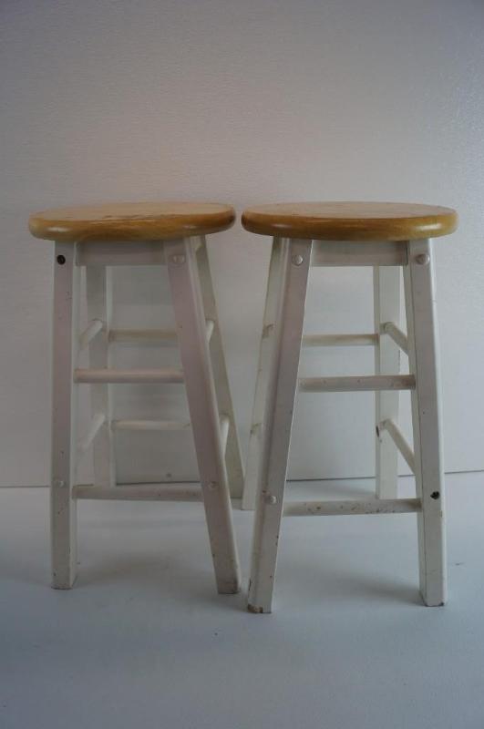2 stools
