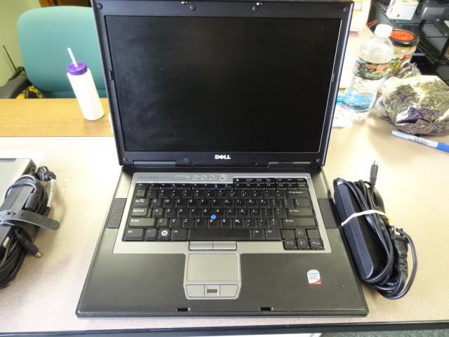 lot 4 image: Dell latitude D830 laptop. Windows ...