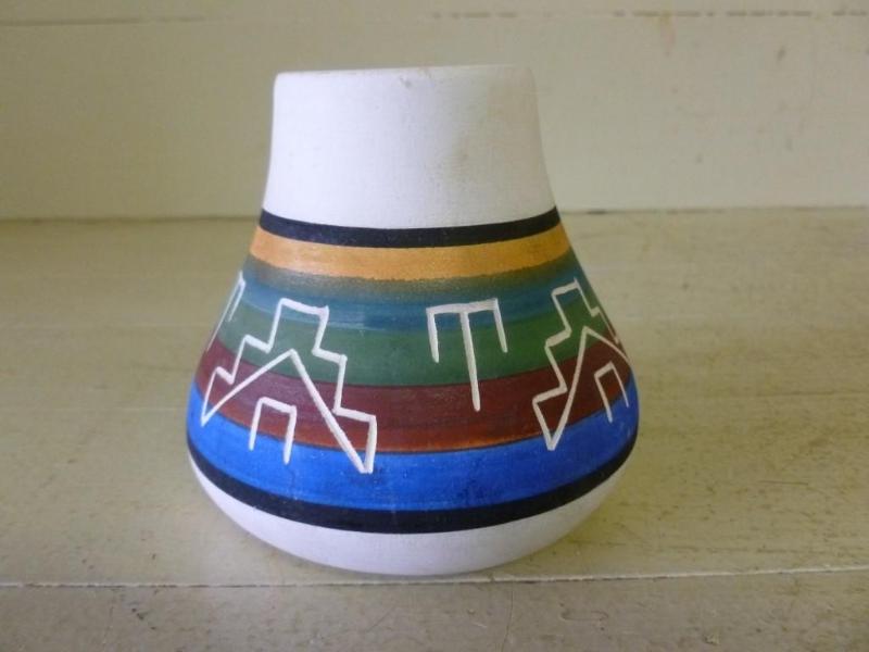 lot 159 image: Beautiful Sioux Pottery Native Amer...