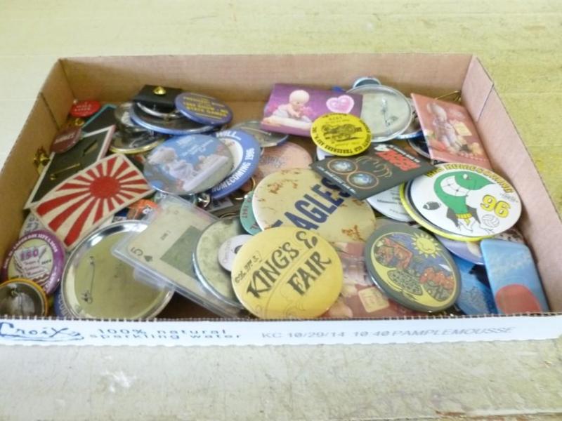 lot 166 image: Large lot of collectible buttons....