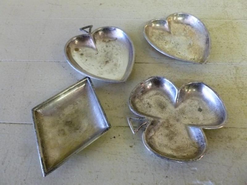 lot 178 image: Lot of four vintage silver plate mi...