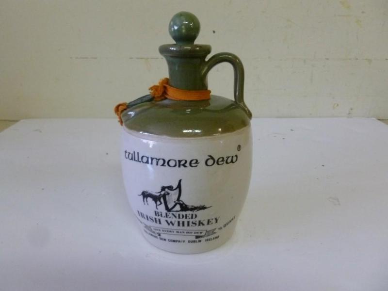 lot 203 image: Collectible Tullamore&nbspDew Blen...